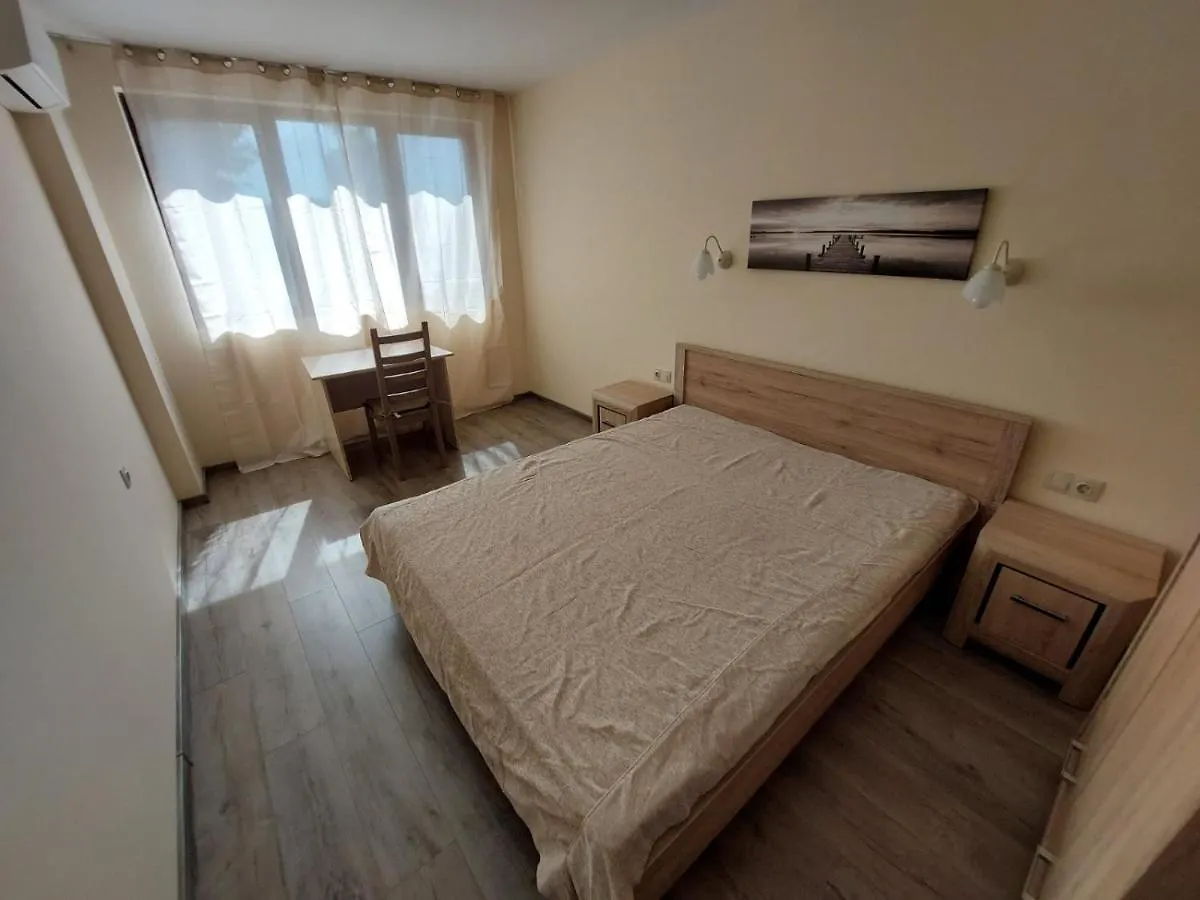 Apartment Апартаменти За Гости Делукс Burgas Bulgaria