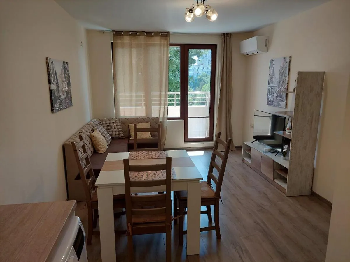 Апартаменти За Гости Делукс Burgas Apartment