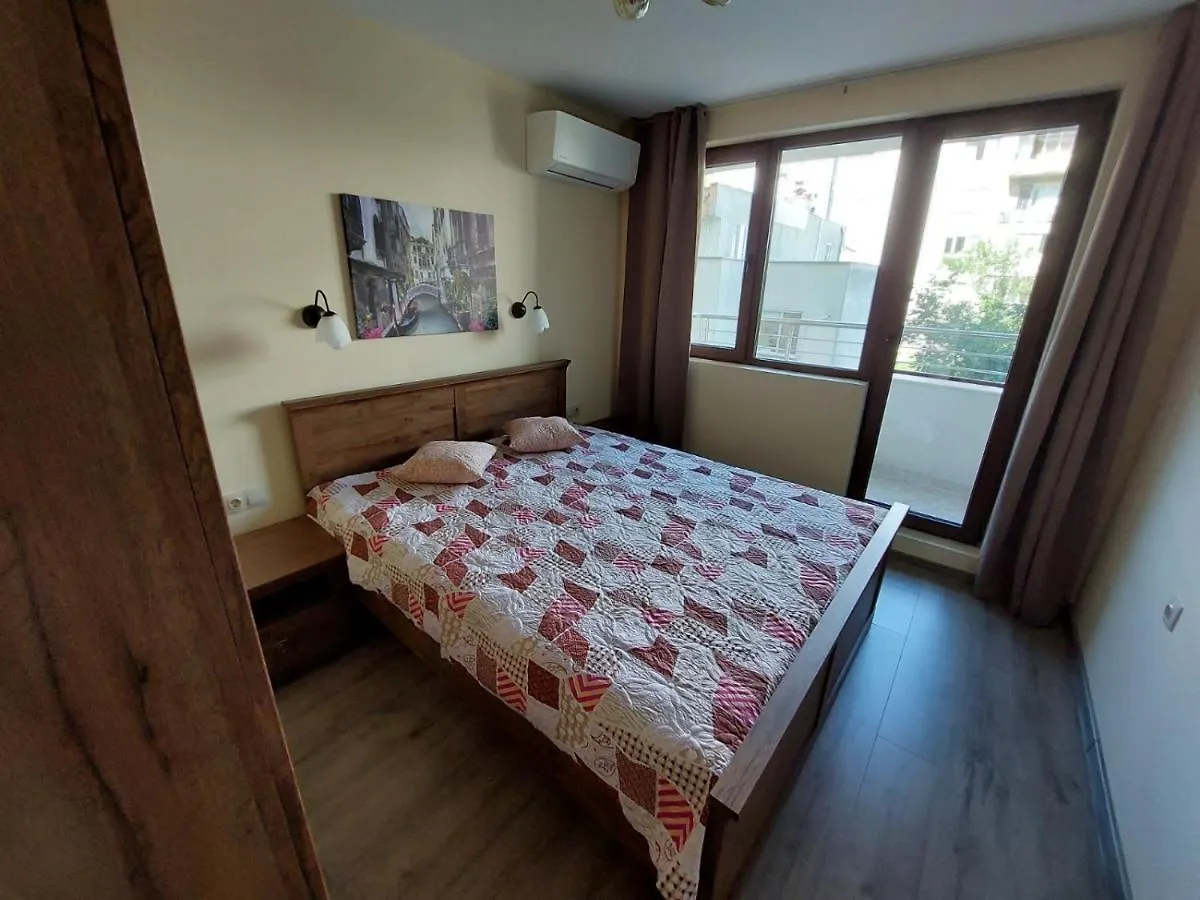 Апартаменти За Гости Делукс Burgas Apartment